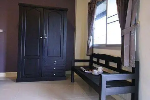 Ploen Pattaya Residence room