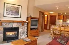 Fireside Lodge by Bear Country 