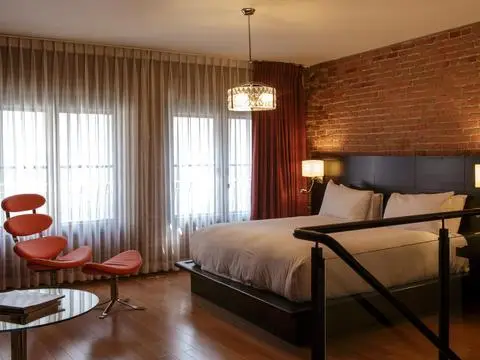 Le Petit Hotel Montreal 