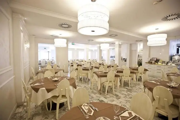 Aurora Hotel Rimini Conference hall