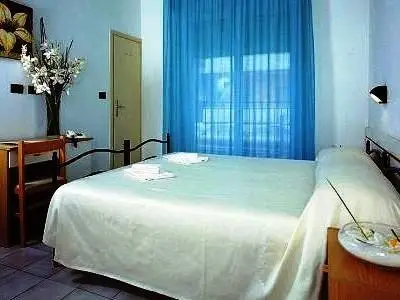 Felsinea Hotel room