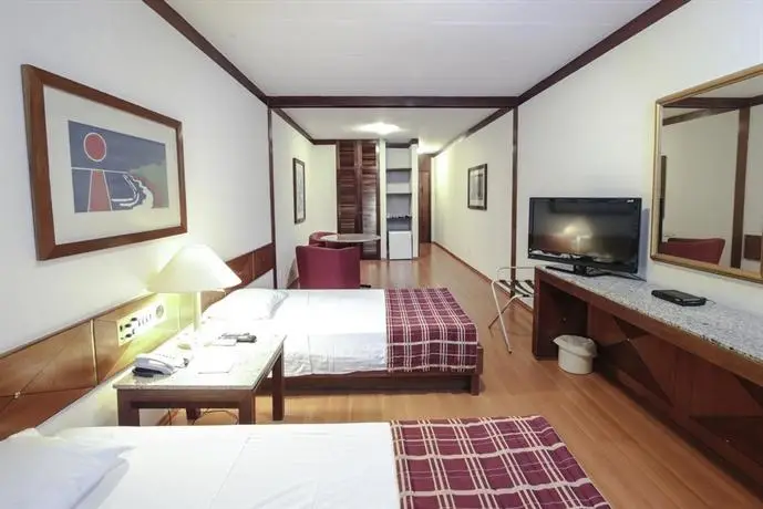 Hotel Crystal Londrina room