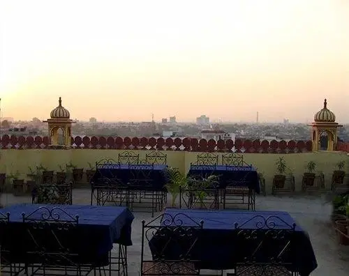 Hotel Baba Haveli 