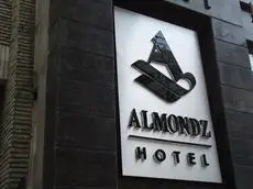 Almondz Hotel 