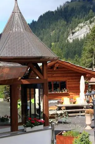 Griesalp Hotels 