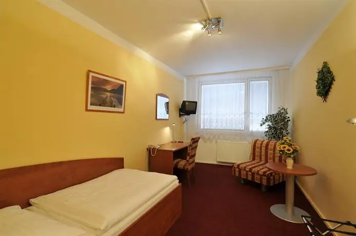 Hotel Krystal Hodonin room