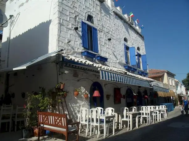 Alacati Nuans Hotel- Guest House