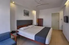Kalyan Hotel Vadodara room