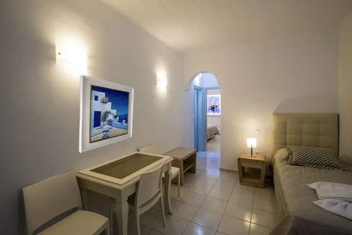 Erato Apartments Santorini 