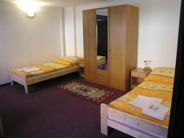 Hotel U Dvou Zlatych Klicu 