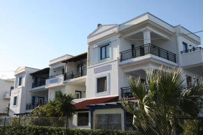 Maistrali Sea View Apartments 