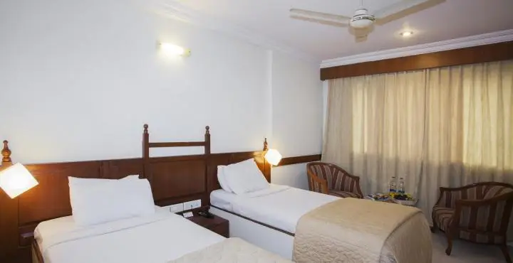 Hotel Nandhini JP Nagar room