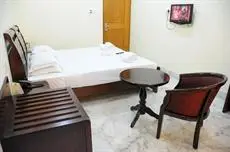 Lloyds Guest House Chennai 