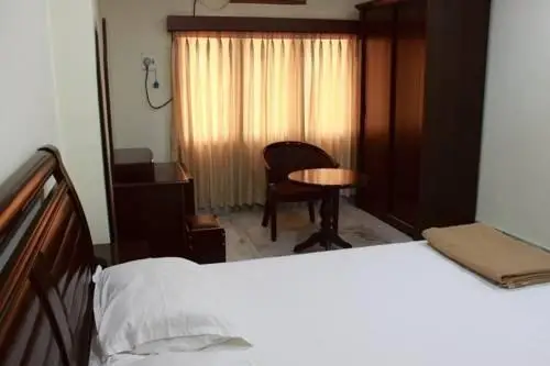 Lloyds Guest House Chennai 