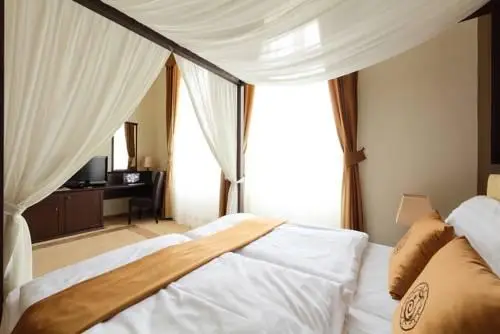 Ipoly Residence - Executive Hotel Suites