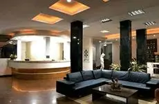Hotel Vieira's Lobby
