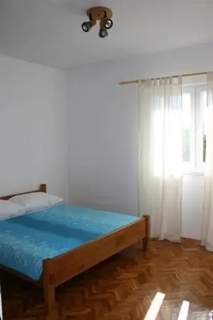 Apartments Duga Okrug Gornji 