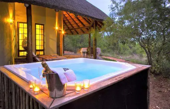 Casart Game Lodge 