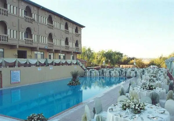 Club Bizim Cati Hotel Ankara Swimming pool