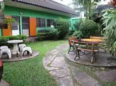 Baan Bua Guest House 