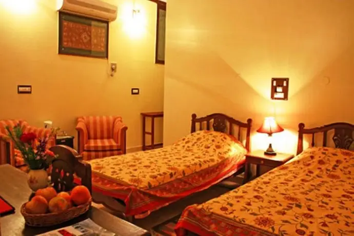 Surya Kunj B&B 