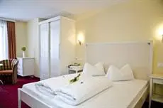 The Hotel - himmlisch wohlfuhlen room