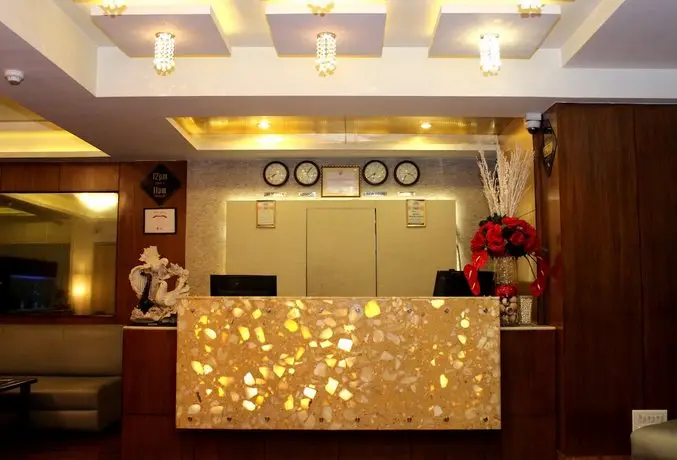 The Pearl Hotel Kolkata