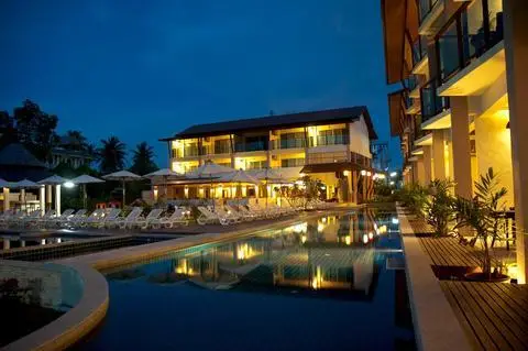 Lanta Pura Beach Resort 