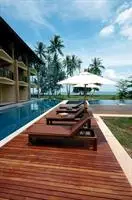 Lanta Pura Beach Resort 