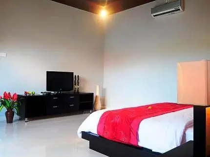 The BC Suite Seminyak Bali room