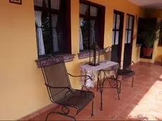 Casa Mia Suites 