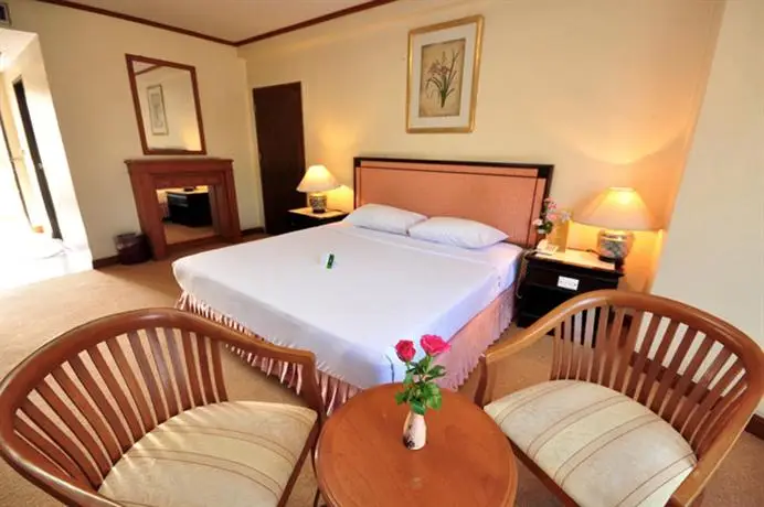 Royal Diamond Hotel Phetchaburi room