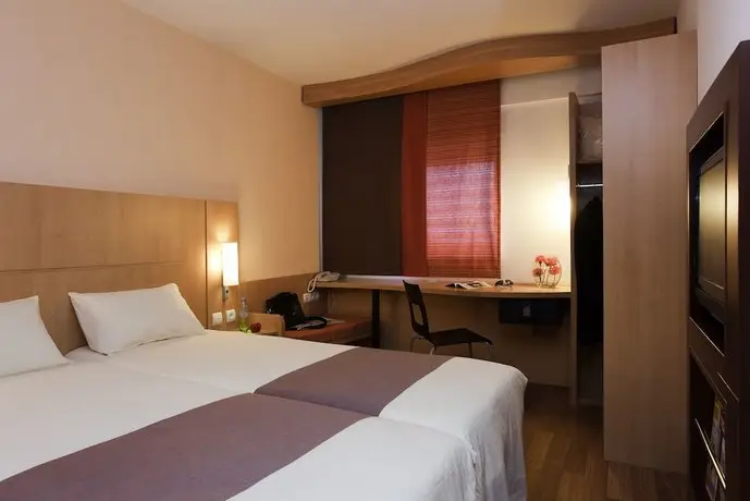 Ibis Cancun Centro 