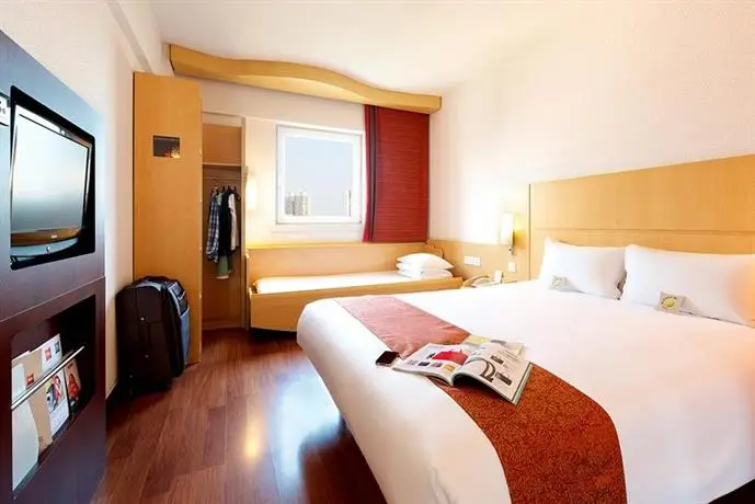 Ibis Huizhou Yanda 