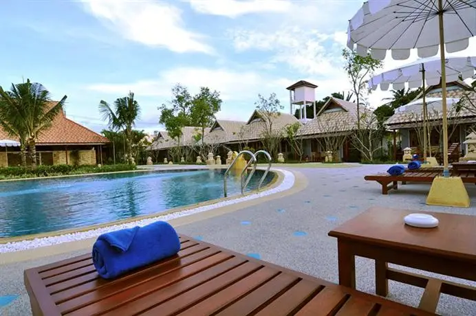 Chalong Villa Resort & Spa 