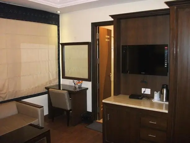 FabHotel Marble Arch Karol Bagh 