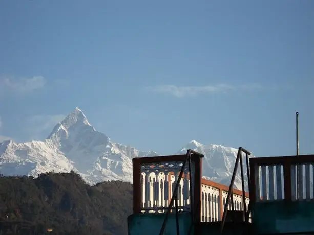 New Pokhara Lodge 