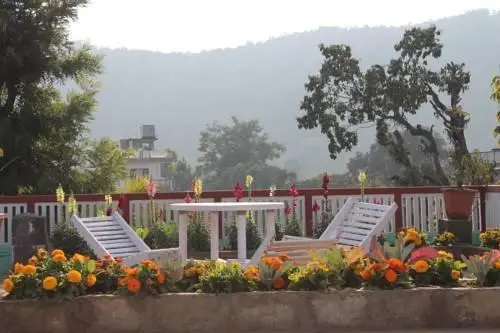 New Pokhara Lodge 