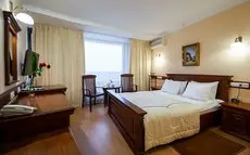 Salute Hotel Kiev room