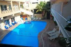 Red Sea Hotel Swimming pool