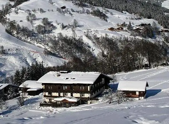 Ski in Ski out Hotel Unterellmau 