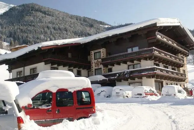 Ski in Ski out Hotel Unterellmau 