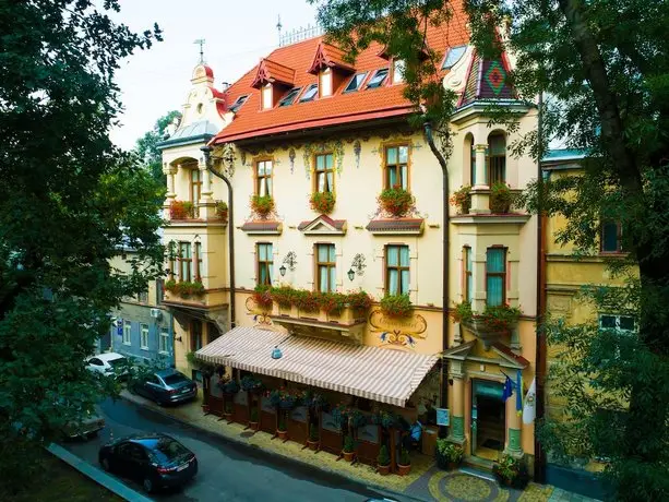 Chopin Hotel