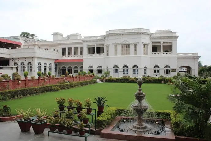 Hotel Surya Kaiser Palace