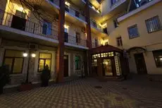 Odessa Executive Suites Hotel 