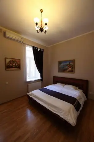 Odessa Executive Suites Hotel 