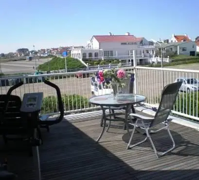 Zandvoort Beach Resort 