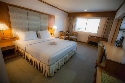 Golden City Rayong Hotel 