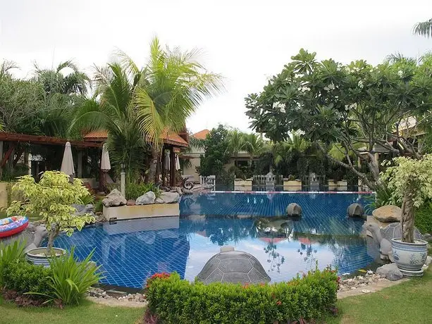 Mae Pim Resort Hotel 