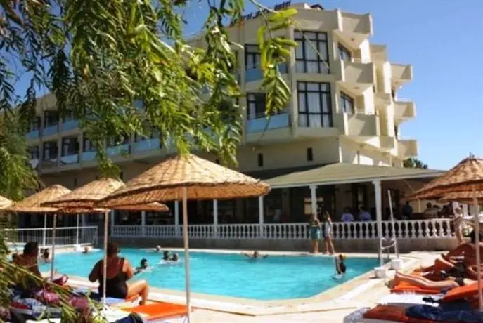 Central Park Hotel Cesme 